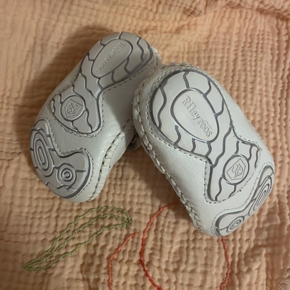 RileyRoo infant shoes - Picture 3 of 5